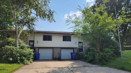 2418 Adler Cir, Middleton, WI, 53562-2801 | Card Image