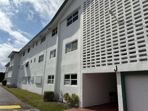 118-5300 Washington St, Hollywood, FL, 33021-7750 | Card Image