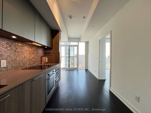 2215-85 Wood St, Toronto, ON, M4Y0E8 | Card Image