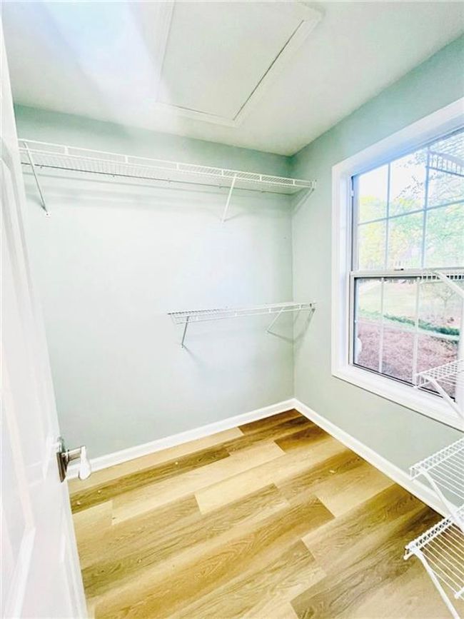 7675 Lanier View Rdg, House other with 3 bedrooms, 2 bathrooms and 2 parking in Cumming GA | Image 27