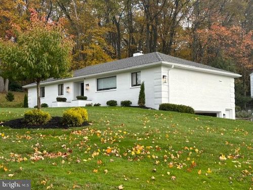 474 Jackson Park Dr, Meadville, PA, 16335-1103 | Card Image