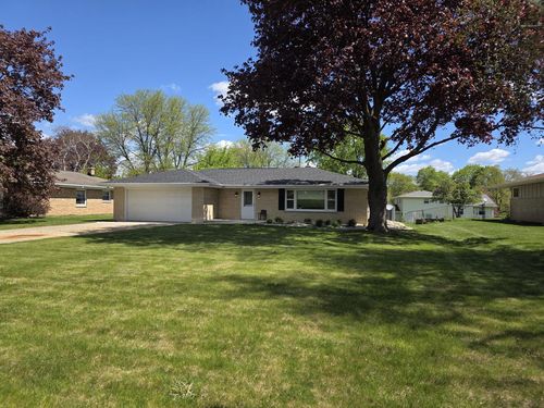 2532 S Seymour Place, WEST ALLIS, WI, 53227 | Card Image