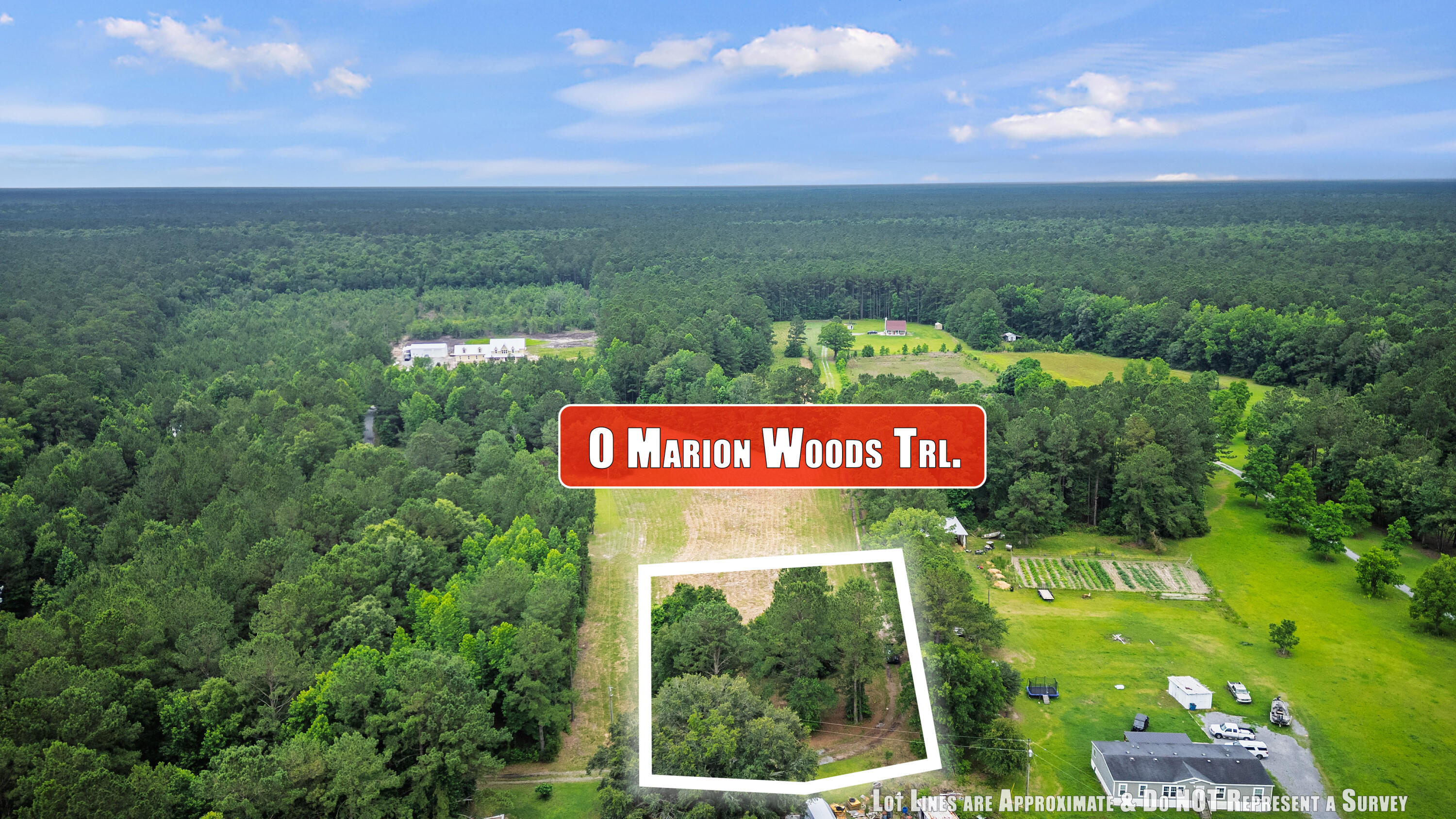 Land in Bonneau