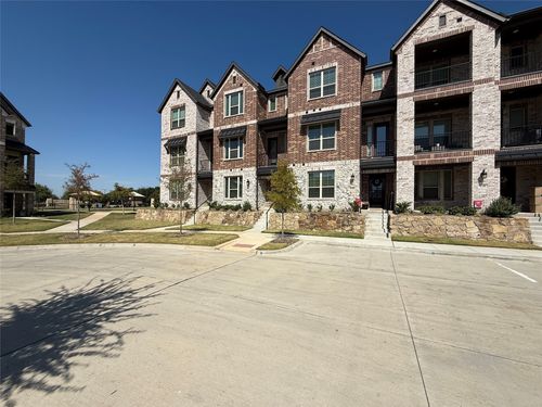 8330 Massive Dr, Frisco, TX, 75034-1121 | Card Image