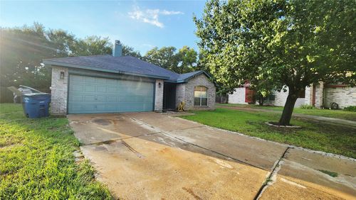 2131 Coelum Ct, Dallas, TX, 75253-5474 | Card Image