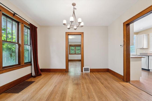 450 S 1 St St, House other with 3 bedrooms, 2 bathrooms and null parking in Ann Arbor MI | Image 10