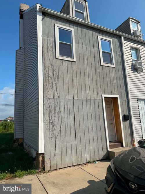 620 Dauphin St, HARRISBURG, PA, 17102-1013 | Card Image