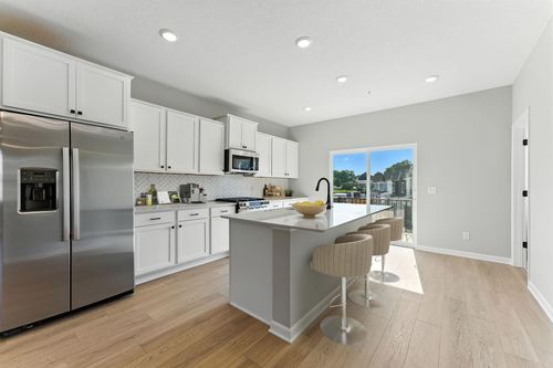 1537 Traverse Pt, SAINT PAUL, MN, 55122 | Card Image