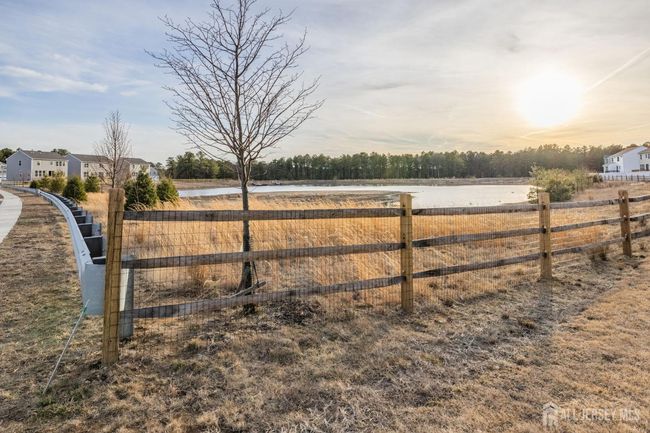45 E Verbena Lane, House other with 3 bedrooms, 3 bathrooms and null parking in Old Bridge NJ | Image 34
