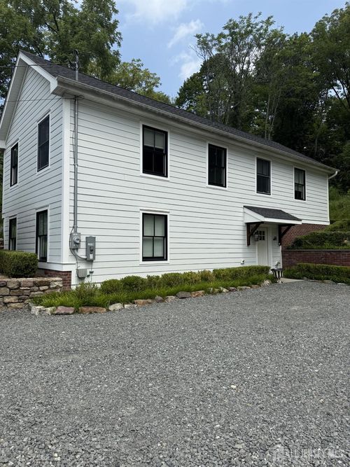 3-66 Main Street, Peapack & Gladstone, NJ, 07931 | Card Image