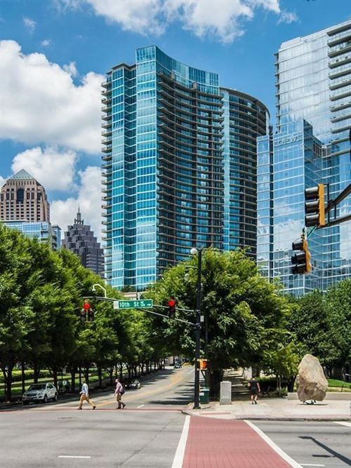 2015-1080 Peachtree St Ne, Atlanta, GA, 30309-6827 | Card Image