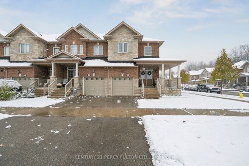 2 Prosser Cres, Sutton West, ON, L0E1R0 | Card Image