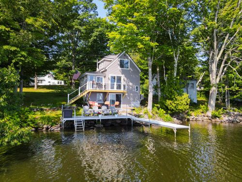 29 Sherman St, Newport, ME, 04953-4145 | Card Image