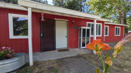 2129 N Polk Ext, Moscow, ID, 83843-9010 | Card Image