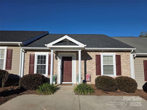 2053 Pin Oak Pl, Cramerton, NC, 28032-1540 | Card Image