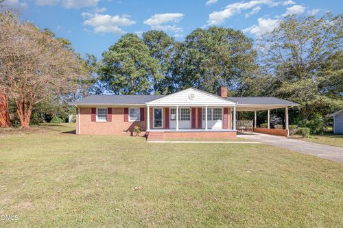 508 N Baker St, Four Oaks, NC, 27524-7531 | Card Image