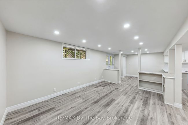 174 32nd St S, House other with 4 bedrooms, 4 bathrooms and 8 parking in Wasaga Beach ON | Image 31
