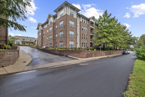 612-2310 Elliott Ave, Nashville, TN, 37204-2133 | Card Image