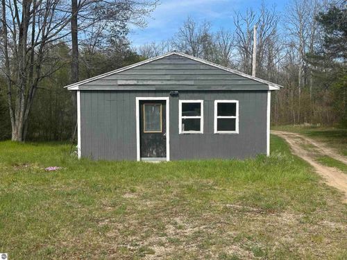 2-13036 #2 M 115, Marion, MI, 49665-8390 | Card Image