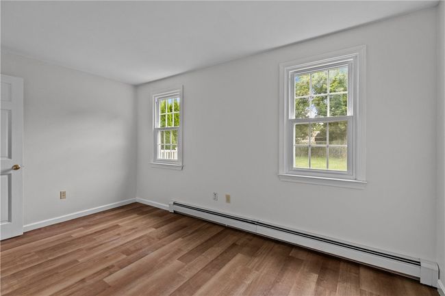 20 Samson Ln, House other with 5 bedrooms, 3 bathrooms and 6 parking in Middletown RI | Image 19