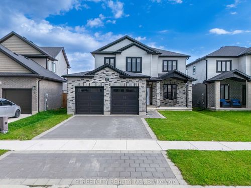 109 Jefferson St, Lucan, ON, N0M2J0 | Card Image