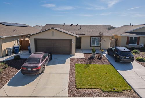 714 Dean Ct, Merced, CA, 95341-8016 | Card Image