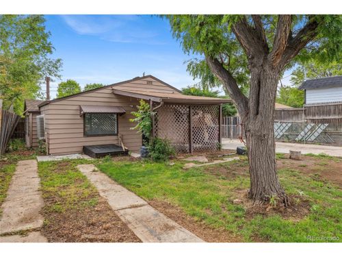 530 S Quitman St, Denver, CO, 80219-2536 | Card Image
