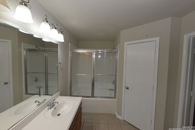 201 Brahma Way, House other with 4 bedrooms, 2 bathrooms and null parking in Cibolo TX | Image 12