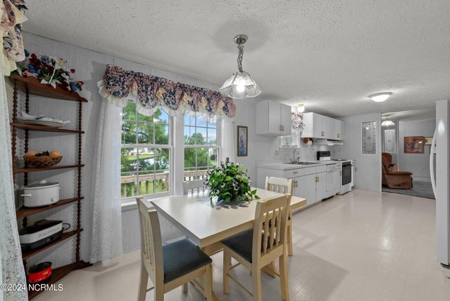 36 Inlet Way, House other with 3 bedrooms, 3 bathrooms and null parking in Chocowinity NC | Image 15