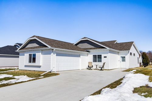 3720 34th St S, Moorhead, MN, 56560-6986 | Card Image