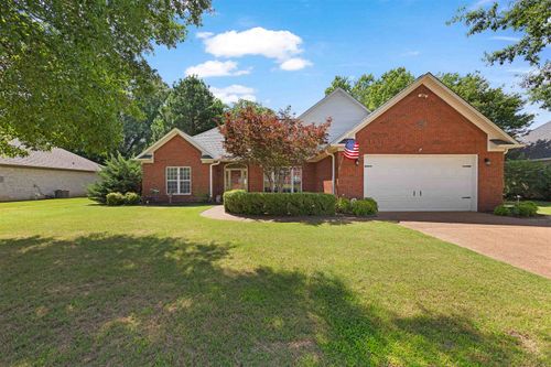 98 Wentworth Dr, Jackson, TN, 38305-1544 | Card Image