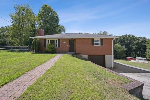2521 Hopkins Church Rd, Sewickley, PA, 15143-8646 | Card Image