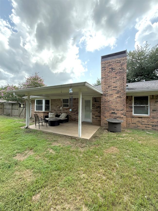 1502 Robin St, House other with 3 bedrooms, 2 bathrooms and null parking in Mineola TX | Image 34