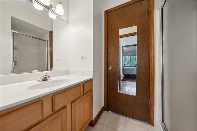 317 Hale St, Townhouse with 2 bedrooms, 2 bathrooms and 2 parking in Wheaton IL | Image 14
