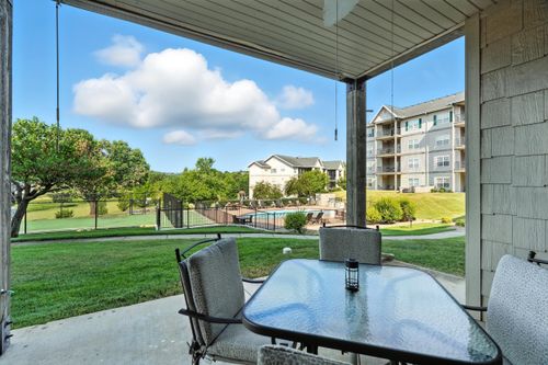 unit-2-2-330 S Wildwood Dr, Branson, MO, 65616-7087 | Card Image