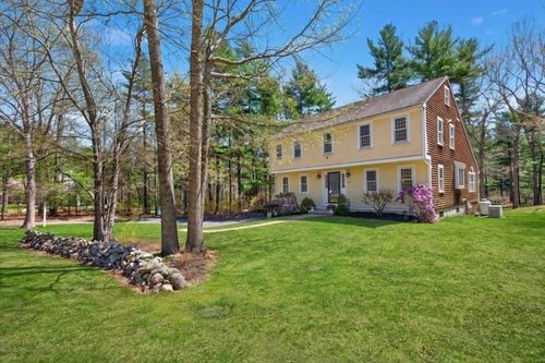 245 North St, Duxbury, MA, 02332-2901 | Card Image