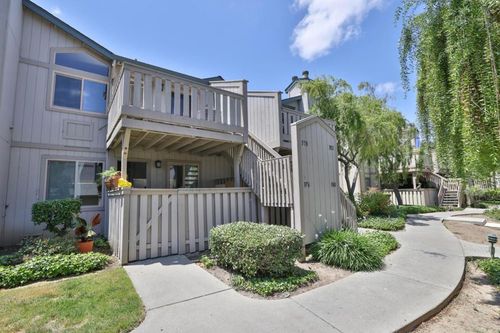 378 Coyote Creek Cir, San Jose, CA, 95116-1071 | Card Image