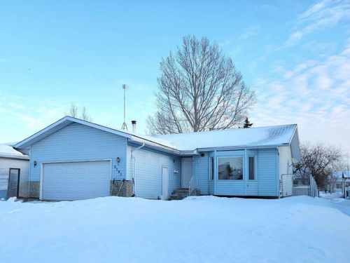 8101 Mission Heights Dr, Grande Prairie, AB, T8W2A6 | Card Image