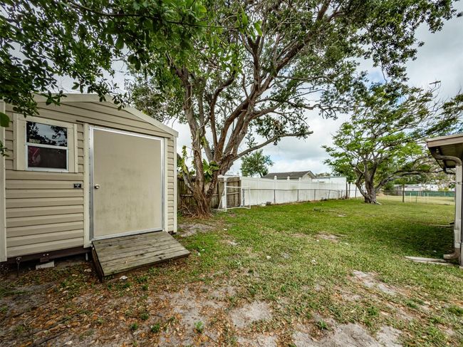 428 Flamingo Dr, House other with 4 bedrooms, 2 bathrooms and null parking in APOLLO BEACH FL | Image 27