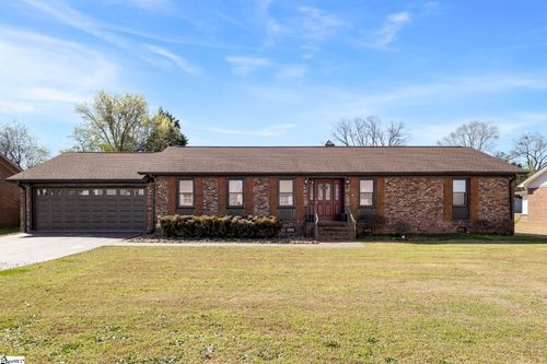 1218 Brushy Creek Rd, Taylors, SC, 29687-4104 | Card Image