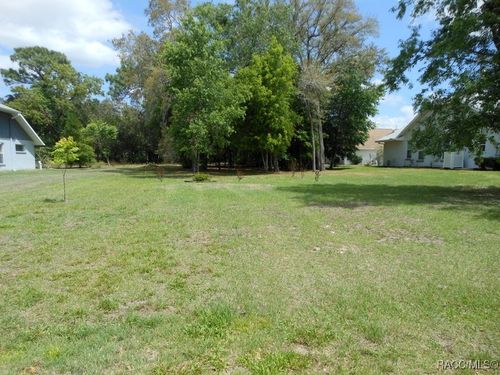 131 W Forest Oak Pl, BEVERLY HILLS, FL, 34465-2585 | Card Image