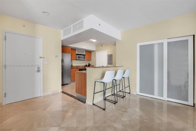 APT-2109 - 9055 Sw 73 Rd Ct, Condo with 3 bedrooms, 2 bathrooms and null parking in Pinecrest FL | Image 10