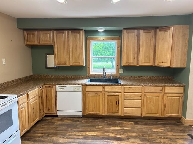 130 S Tyler St, House other with 2 bedrooms, 1 bathrooms and null parking in Tyler MN | Image 5