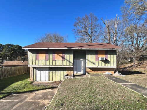 2006 W Nettleton Ave, Jonesboro, AR, 72401-3641 | Card Image