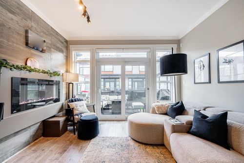96-16488 64 Ave, Surrey, BC, V3S6X6 | Card Image