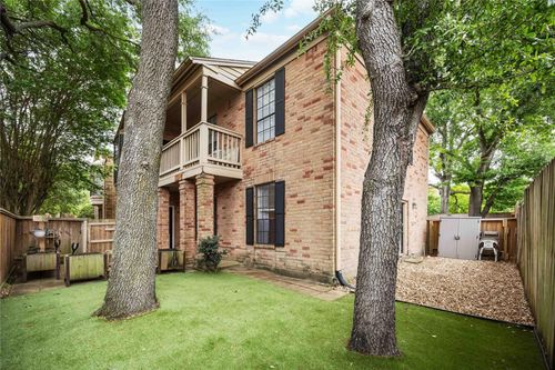 apt-105-2255 Braeswood Park Dr, Houston, TX, 77030-4437 | Card Image