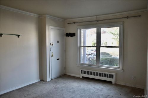 1a-198 Pompeii Ave, Hollis, NY, 11423-1422 | Card Image