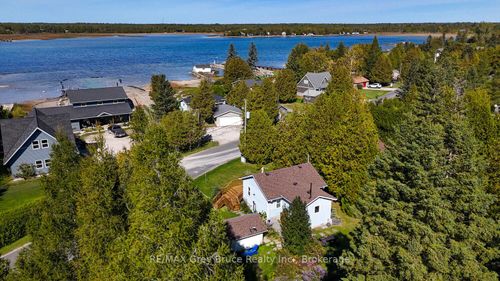 861 Pike Bay Rd, Northern Bruce Peninsula, ON, N0H2T0 | Card Image
