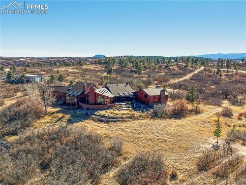 3056 Winnebago Dr, Sedalia, CO, 80135-8947 | Card Image