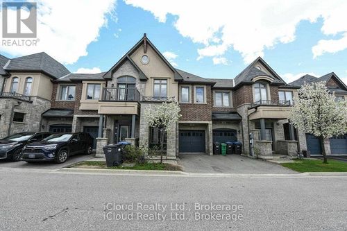 74 Gammon Cres, Brampton, ON, L6Y6B7 | Card Image